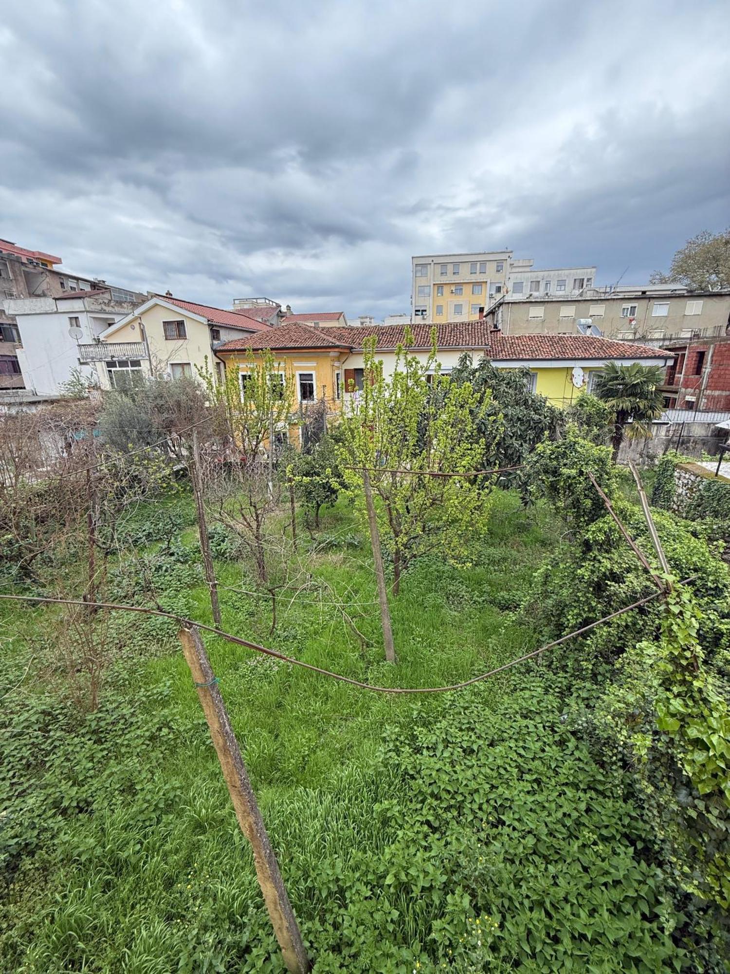 Shkodra Guest House & Trips Exterior foto