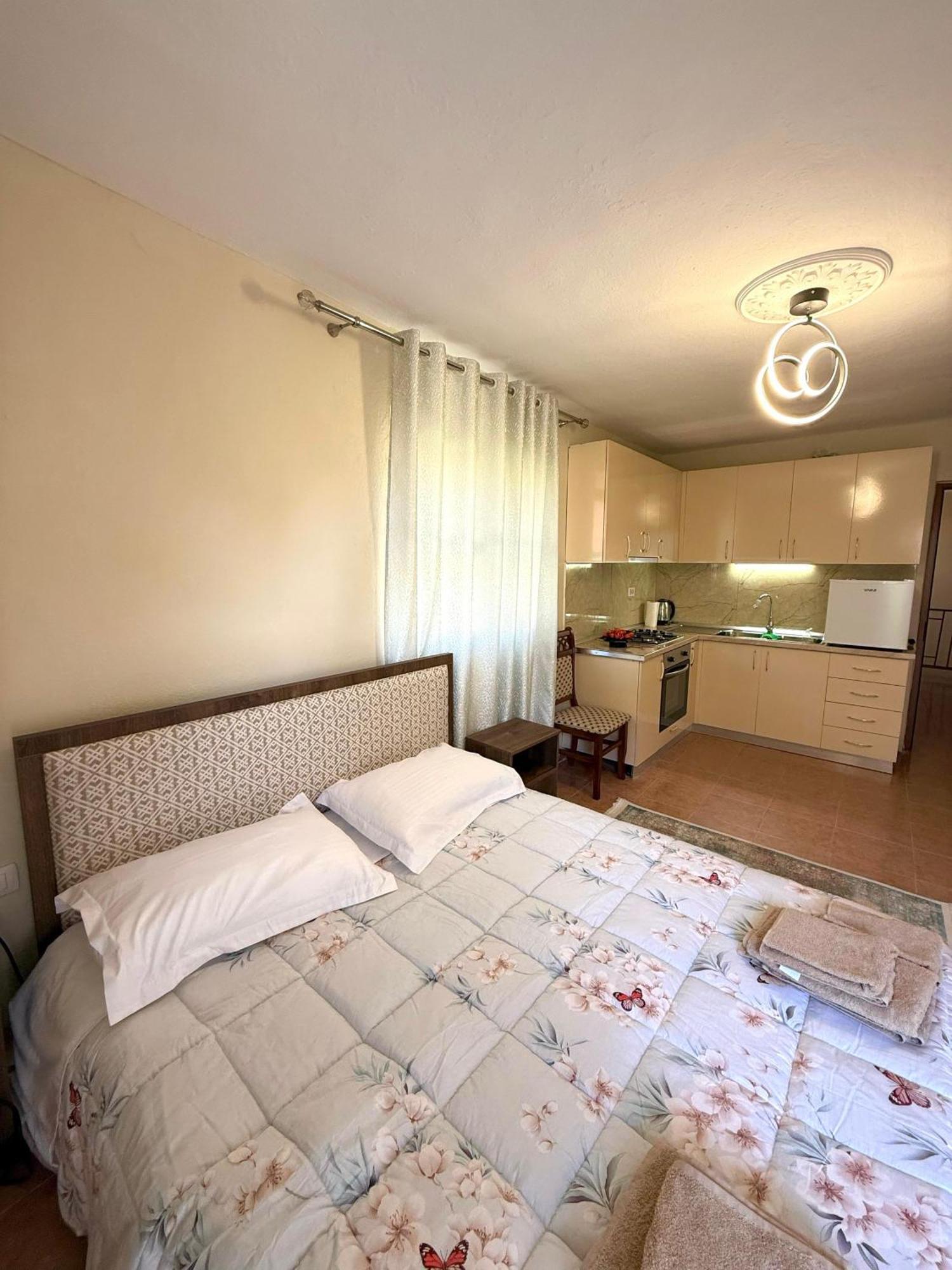 Shkodra Guest House & Trips Exterior foto